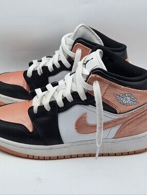 Nike Air Jordan 1 Mid GS Light Madder Root Sneakers 4Y Womens 5.5 DM9077-108
